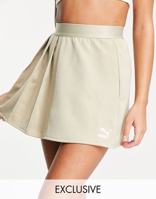 Puma Classics tennis skirt in beige - exclusive to ASOS-Neutral