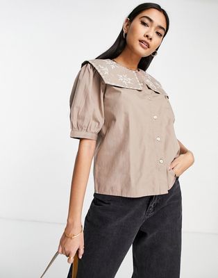 Vila shirt with tabbard embroidered collar in beige-Neutral