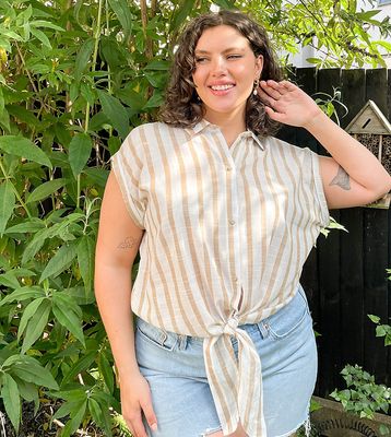 Wednesday's Girl Curve shirt with tie front in natural stripe-Neutral