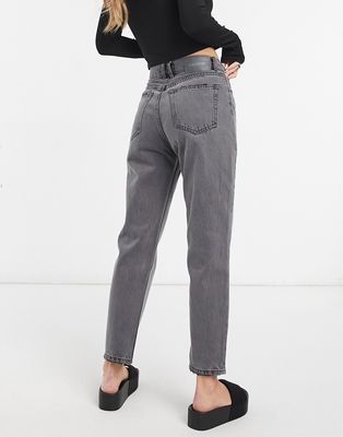 Pull & Bear high waist mom jean in dark gray-Grey