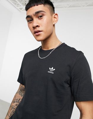 adidas Originals essentials t-shirt in black with small logo