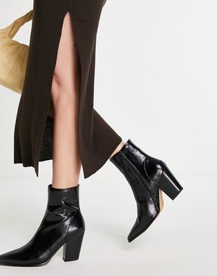 NA-KD heeled Western boots in black