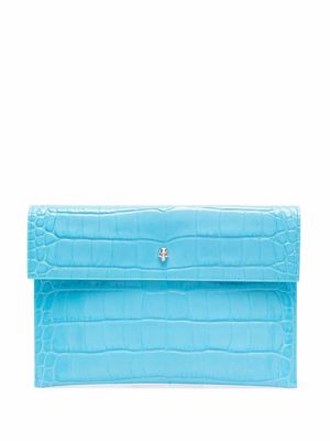 Alexander McQueen croc-embossed clutch bag - Blue