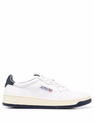 Autry panelled low-top trainer - White