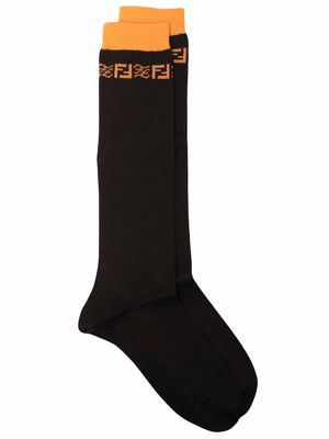 Fendi intarsia-knit logo socks - Brown