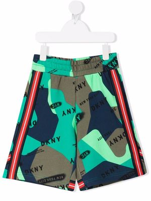 Dkny Kids camouflage-print Bermuda shorts - Green