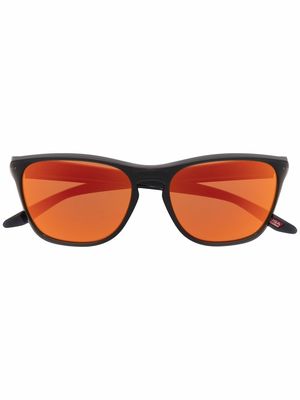 Oakley mirrored-lense sunglasses - Black