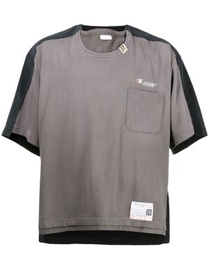 Maison Mihara Yasuhiro patchwork-design T-shirt - Grey