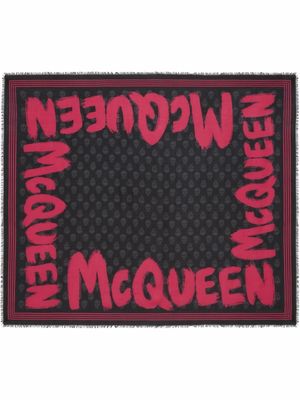 Alexander McQueen biker-graffiti scarf - Black