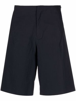 Veilance Spere tailored knee-length shorts - Black