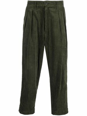 WTAPS cropped corduroy trousers - Green