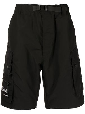 izzue belted-waist shorts - Black