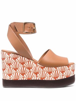 La DoubleJ seashell-print wedge sandals - Brown