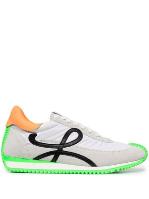 LOEWE Flow logo-patch low top trainers - White