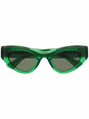 Bottega Veneta Eyewear Angle cat-eye sunglasses - Green