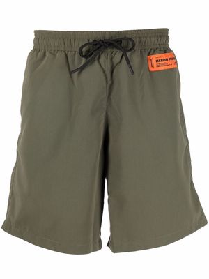 Heron Preston drawstring-waist logo-patch shorts - Green