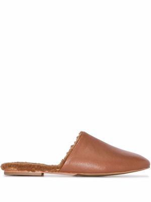 Deiji Studios shearling leather slippers - Brown