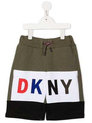 Dkny Kids TEEN logo-print track shorts - Green