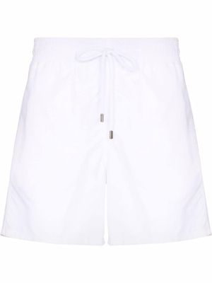 Vilebrequin logo-patch drawstring swim shorts - White