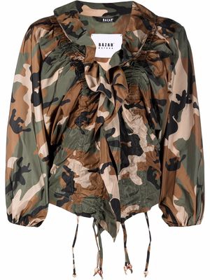 Bazar Deluxe camouflage-print cropped jacket - Green