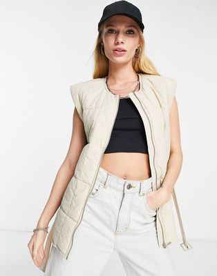 Only quilted vest in cream-White