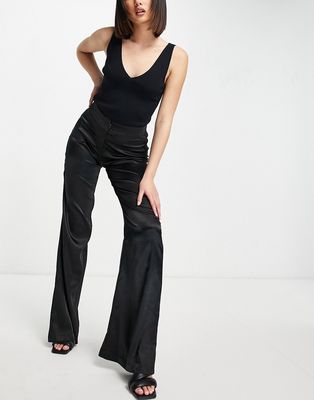 Simmi wide leg pant in black - part of a set