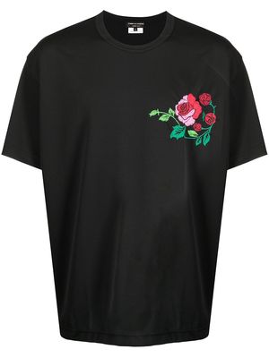 Comme Des Garçons Homme Plus rose embroidered T-shirt - Black