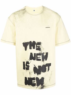 Ader Error abstract slogan-print T-shirt - Yellow