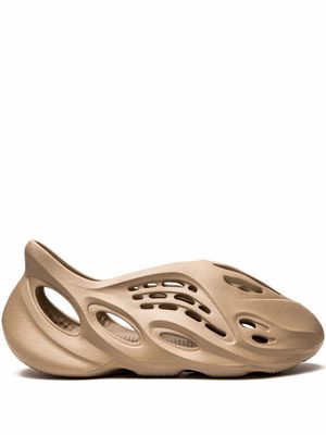 adidas YEEZY Foam Runner "Mist" sneakers - Brown