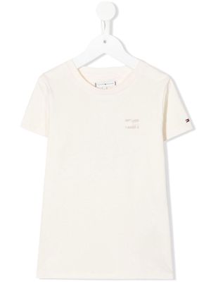 Tommy Hilfiger Junior logo-print cotton T-Shirt - Neutrals