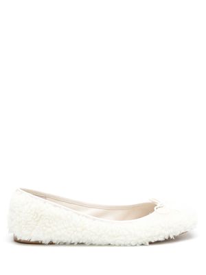 Sarah Chofakian Loby textured ballerina shoes - White