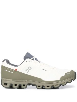 On Running Cloudventure gore-tex waterproof sneakers - White