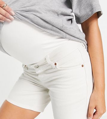 Topshop Maternity ultimate shorts in ecru-White