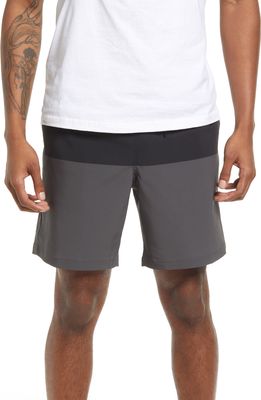 Vans Range Relaxed Athletic Shorts in Black/Asphalt