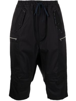 Junya Watanabe drop-crotch knee-length shorts - Black
