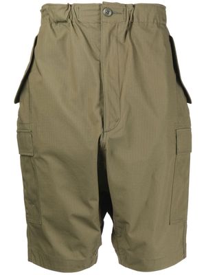 Junya Watanabe cotton cargo shorts - Green