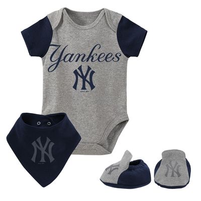 Outerstuff Newborn & Infant Heathered Gray New York Yankees Three-Piece Bodysuit Bib & Bootie Set in Heather Gray
