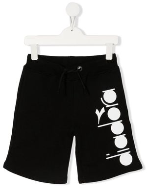 Diadora Junior logo print shorts - Black