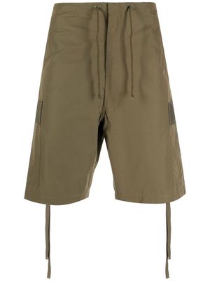 Maharishi drawstring-fastening waist shorts - Green