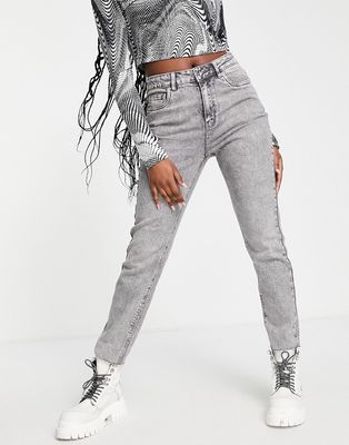 Vero Moda Brenda straight leg jeans in washed gray denim