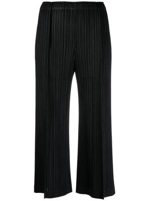 Pleats Please Issey Miyake plissé-detail cropped trousers - Black