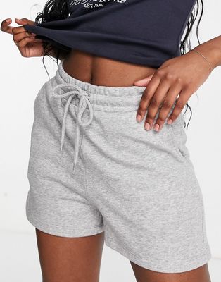 Pieces sweat shorts in light gray