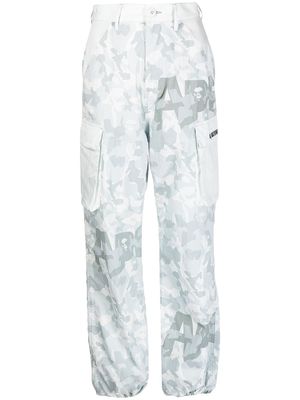 A BATHING APE® camouflage-print straight-leg trousers - Blue
