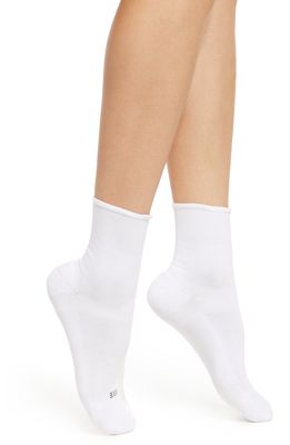 Hue Sporty Shortie Sneaker Socks in White