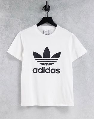 adidas Originals adicolor large logo T-shirt in white
