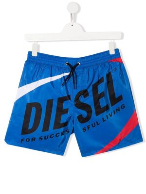 Diesel Kids logo-print swim shorts - Blue