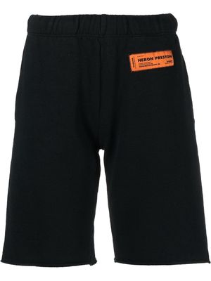 Heron Preston logo-patch organic-cotton knee-length shorts - Black
