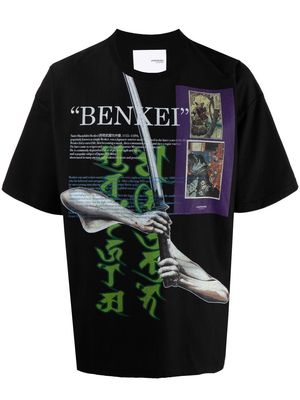 Yoshiokubo Benkei-print T-shirt - Black