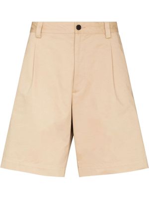 Wood Wood pleat-detail bermuda shorts - Neutrals