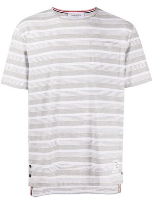 Thom Browne logo-patch striped T-shirt - Grey